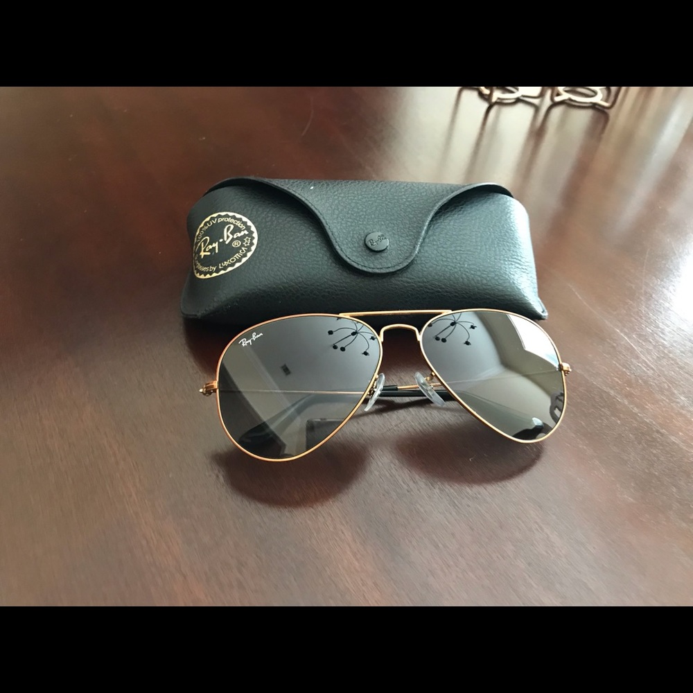 Ray-Ban aviator